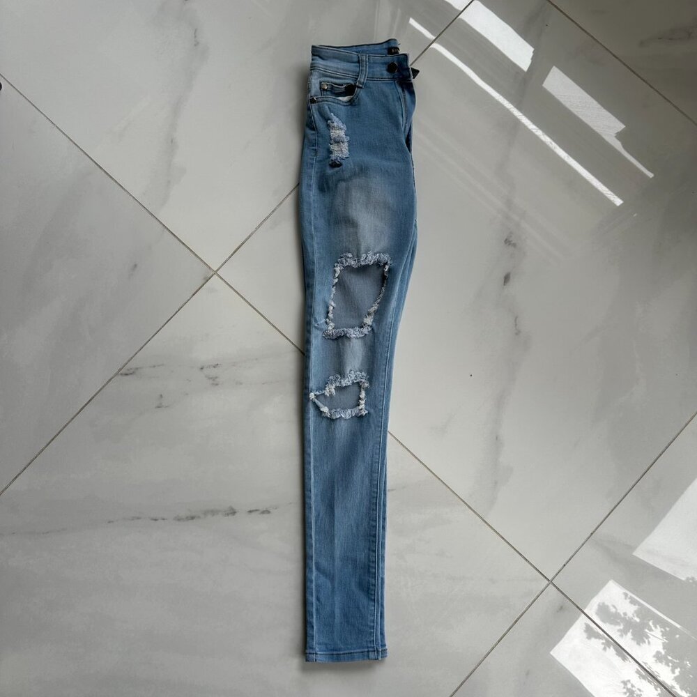 Fashion Nova Distressed Skinny Jeans | Size 3/4 | Light Wash Denim - Picture 2 of 10